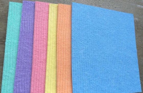 Suavemente de secado rápido absorbente estupendo no tejida de madera de los trapos del paño de esponja de celulosa de la pulpa del artículo el 100%