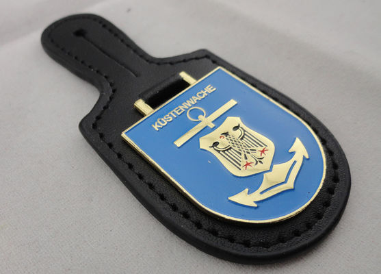 Moda HUSTENWACHE PU deri Pocket rozet promosyon hediye için özelleştirilmiş.